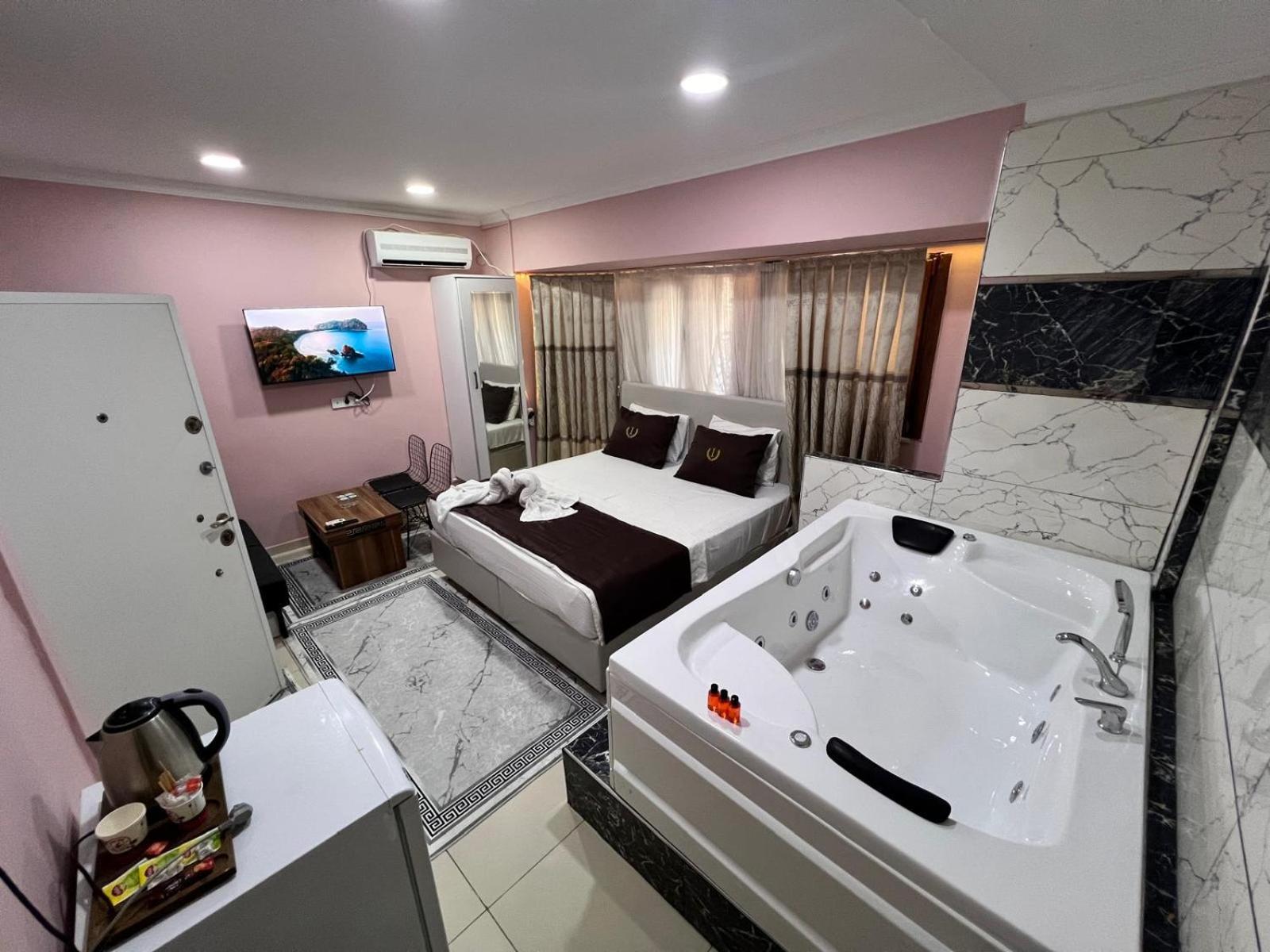 Istanbul Palace Hotel Eksteriør billede